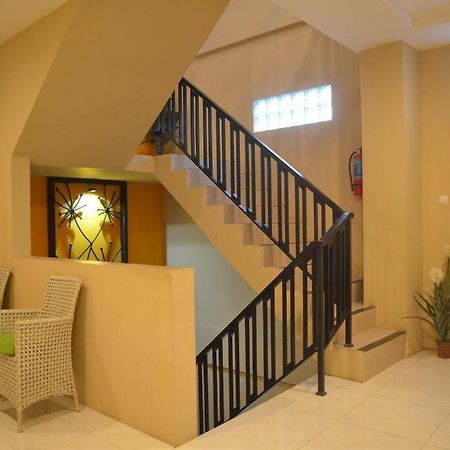 Hotel Ahava Magelang Bagian luar foto
