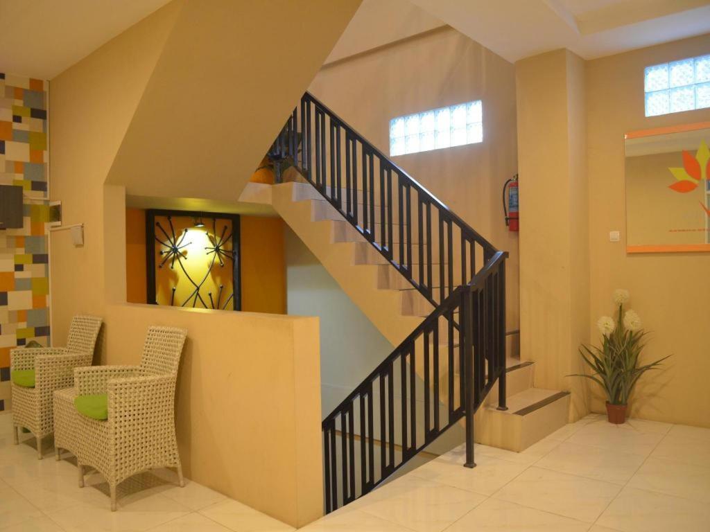 Hotel Ahava Magelang Bagian luar foto