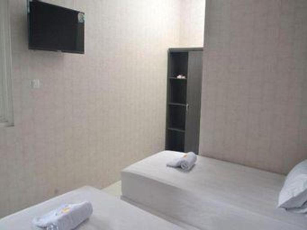 Hotel Ahava Magelang Bagian luar foto